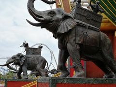 -七彩云南欢乐世界