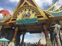 -七彩云南欢乐世界