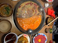 -萍姐火锅·公路夜市(武汉首店)