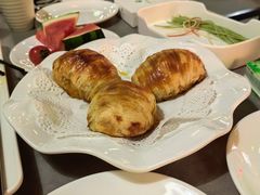 小龙虾烤包子-君邦火锅(新疆大厦店)
