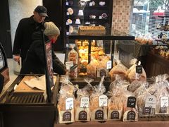 面包甜点陈列柜-红跑车(仙鹤街店)