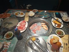 -阪尚皇·原切牛排·烤肉火锅自助(北京路店)