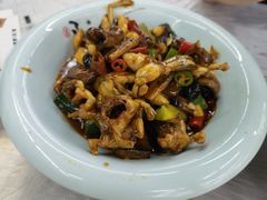 青蛙烧鱼乔-小民大排档(光谷店)