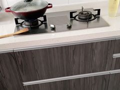 -佰丽爱家全屋定制(汶水店)
