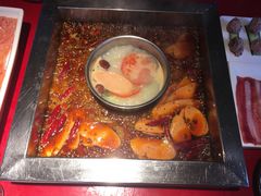 -二荆条·蜀鲜汇城市森林火锅