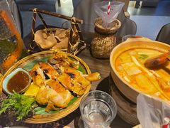 泰味烤鸡-泰妃殿(宏伊国际广场店)