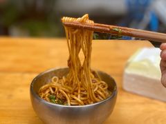 素椒杂酱面-左撇子私房面