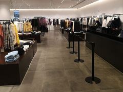 -URBAN REVIVO(青特万达广场店)