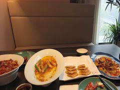 -鸽子侯·家宴·平价海鲜(绿地店)