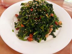 -苏莱特色牛骨滩羊手抓馆(长城东街总店)