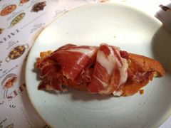 tapas-Tapa Tapa