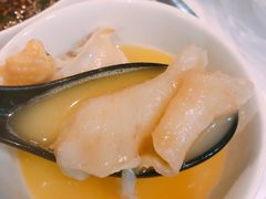 -鲜入围煮花胶鸡海鲜火锅