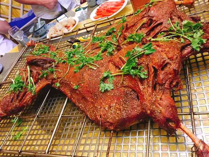 红太狼烤全羊-"冬天难道不是吃羊肉最好的时节吗! [."-大众点评移动版