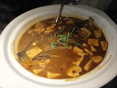 -卢大鲜鱼头捞饭(美利广场店)