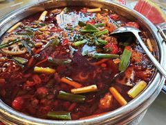 -牟记江湖重庆地标特色菜鱼蛋海鲜羊蝎子(巴南区黑金冠十多年好店)