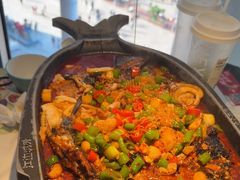 -江边城外烤全鱼(世茂广场店)