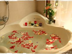 SPA花瓣泡池-飞鱼&摩娜潜水度假村