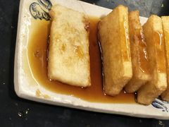 -茅草房·河畔园林火锅