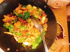 -聚鑫朋酸菜肥肠(文艺路口店)