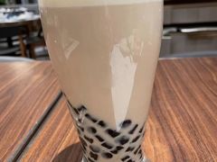 -港丽餐厅(正大店)
