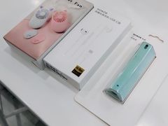 -荣耀授权专卖店(黄浦浙江中路店)