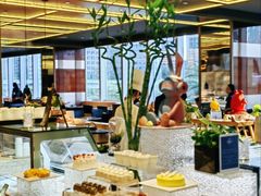 -大中华希尔顿酒店-念自助餐·嗨啤·小龙虾