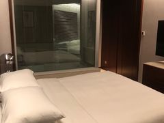 -上海龙之梦万丽酒店