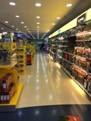 -玩具反斗城(正大广场店)