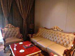 -锦龙国际酒店(天津奥体中心华苑地铁站店)