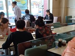 大堂-李先生牛肉面大王(营口大润发店)