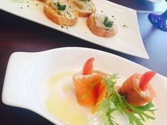 -香格里拉鱼跃地中海西餐厅·牛排披萨