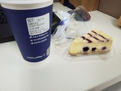 -瑞幸咖啡(解放碑英利大融城店)