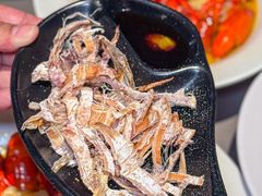 -龙巢盱眙龙虾·牛蛙·烧烤宵夜(八卦岭店)