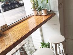 靠窗位-Egg•Allday Brunch(襄阳北路店)