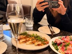 -LESCEDARS Brasserie Bistro香柏树