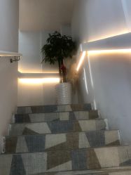 -茶发Salon·烫发染发理发