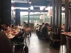 大堂-麦当劳(深圳北站高铁店)