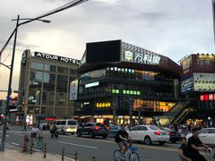 -江燕路万科里