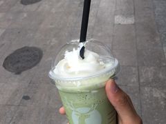 宇治抹茶瑞纳冰-瑞幸咖啡(同和金铂天地店)