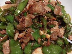 -绿草地·湘菜(酃湖师院店)