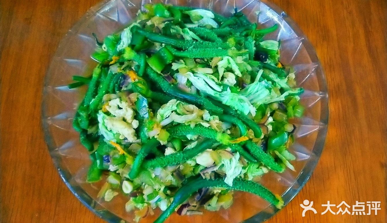                 难忘的     家乡菜