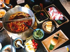 -湊湊火锅·茶憩(新中关购物中心店)