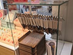 面包甜点陈列柜-好利来(朝外店)