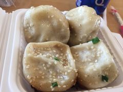 -小杨生煎(金山百联购物中心3楼店)