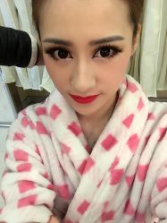 -巴黎新娘婚纱摄影