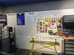 -迪卡侬(西三旗店)