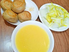-清真吴记门钉肉饼·喜多利