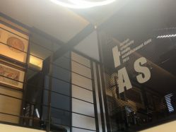 点击看大图 -鳌首刺青纹身 穿孔饰品店