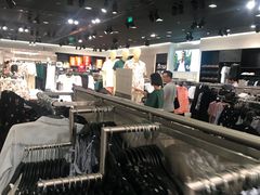 -H&M(星河城店)