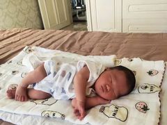 -爱月宝月嫂·育儿嫂(哈尔滨总店)